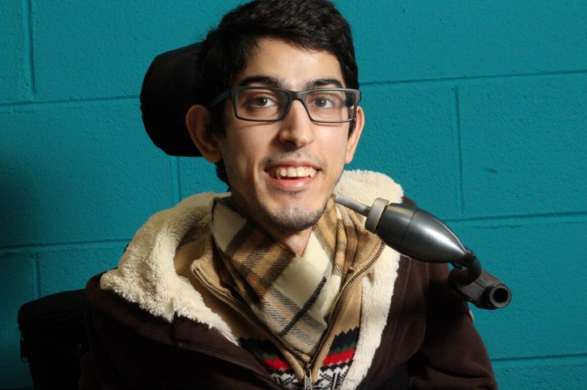 A man using a LipSync.